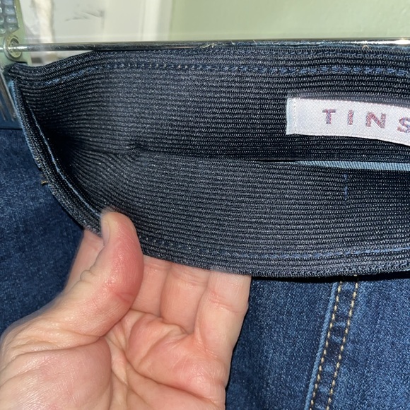 Bell bottom Tinseltown pull-on jeans - Picture 5 of 9